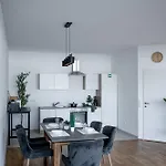 Free Parking, Luxury Beds, Nespresso, Netflix