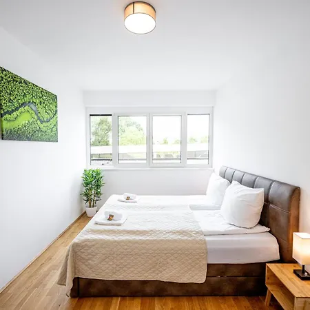 Free Parking, Luxury Beds, Nespresso, Netflix Daire *