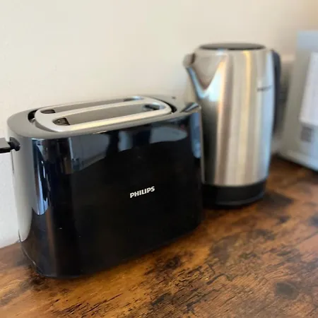 Free Parking, Luxury Beds, Nespresso, Netflix * Wels