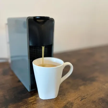 Free Parking, Luxury Beds, Nespresso, Netflix *